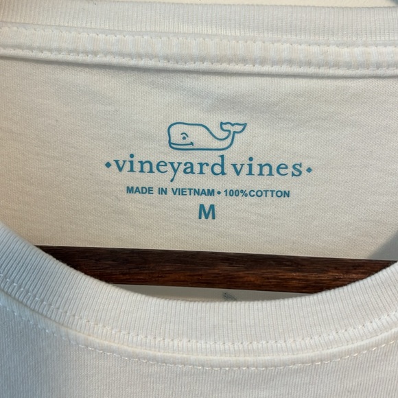 Vineyard Vines T-Shirt - Picture 5 of 5